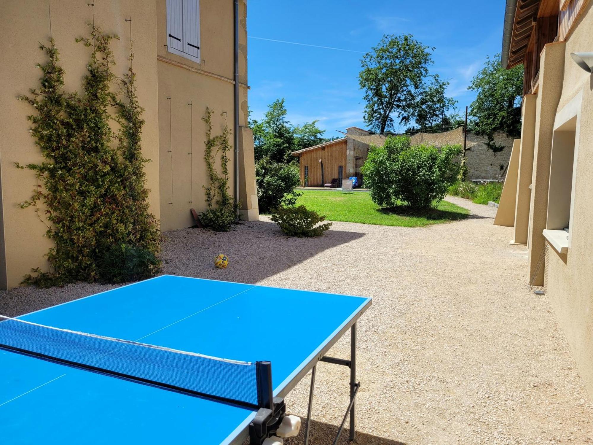 Gite Campagne Famille 15 Pers Piscine Chauffee Jeux Enfants Petanque Saint-Sauvy Exteriör bild